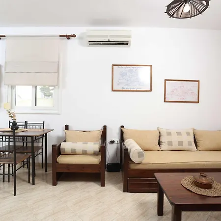 Skopel's Cozy Apartment Pefkochori